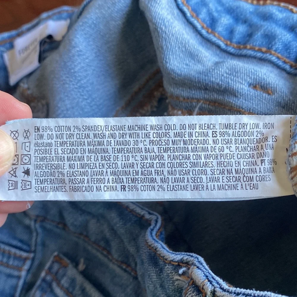 Forever 21 Frayed Bottom Skinny Jeans